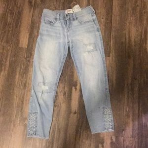 Super skinny jeans ankle high ripped